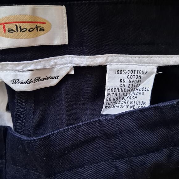 Talbots Wrinkle Resistant Cotton Pants Pull On Tapered Ankle Black Women Sz 10L - Picture 8 of 9